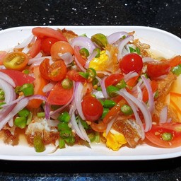 ยำไข่ดาว