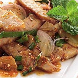 น้ำตกหมู