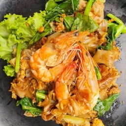 เส้นใหญ่ผัดซีอิ้วหมู