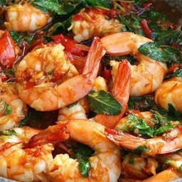 ผัดกะเพรากุ้ง
