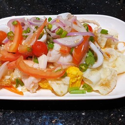 ยำไข่ดาวทะเล