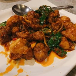 กบทอดผัดเผ็ด