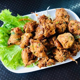 ลาบหมูทอด