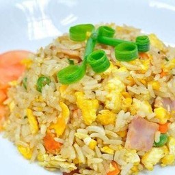 ข้าวผัดแฮม