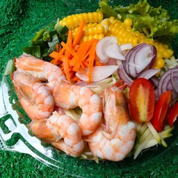 ยำมะม่วงข้าวโพดกุ้งสุก