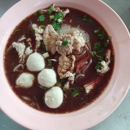 เส้นเล็กน้ำตก