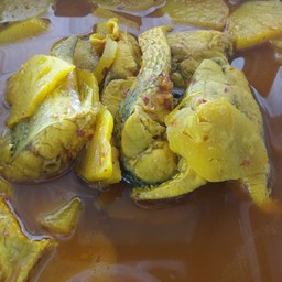 แกงเหลืองสัปรดปลากะพง