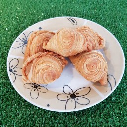 กะหรี่พัฟกันต์เอง