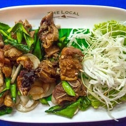 ไก่บ้านทอดโรยเกลือ