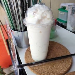 บ้านลินชา กาแฟ-ผลไม้ปั่น