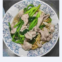 ราดหน้าหมูหมัก พิเศษ