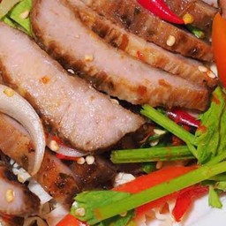เหลาคอหมูย่าง
