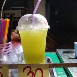 บังหลี  น้ำอ้อยคั้นสด 100%