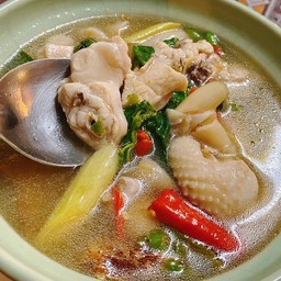 ต้มยำไก่บ้าน