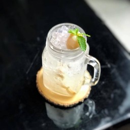 ลิ้นจี่โซดา