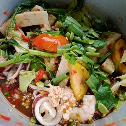 ตำรวมมิตรไม่เส้น