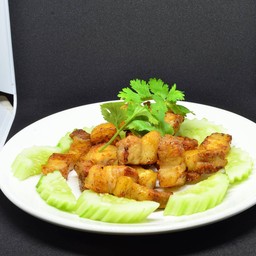 หมูสามชั้นคั่วเกลือ
