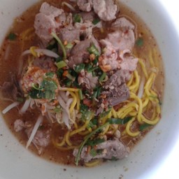 ก๋วยเตี๋ยว หมูสด