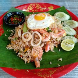 ข้าวผัดทะเล