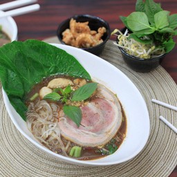 เรือหมูชาบูน้ำตก