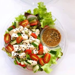 สลัดเต้าหู้ญี่ปุ่น