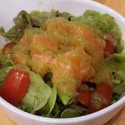 แซลมอนแซ่บ