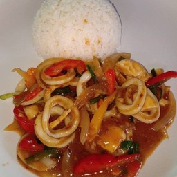 ข้าวราดผัดไข่เค็ม