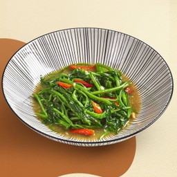 ผัดผักบุ้งไฟแดง