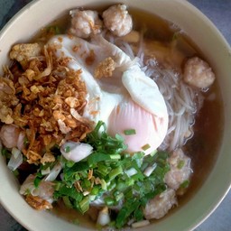 ก๋วยจั๊บหมูเด้ง
