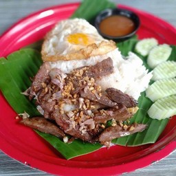 ข้าวตับหมูทอดกะเทียม