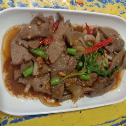 ข้าวกระเพราตับ