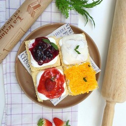 Mini Cake (คละรส 4 ชิ้น)