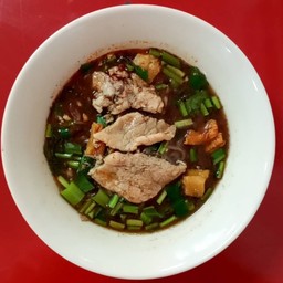 ก๋วยเตี๋ยวหมูหมัก(น้ำตก)