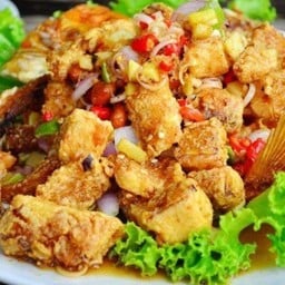 เมี่ยงปลาทับทิมทอด