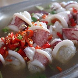 หมึกไข่นึ่งมะนาว