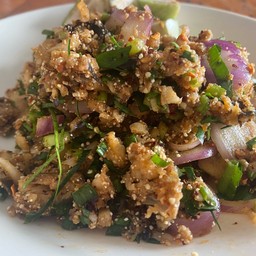 ส้มตำล้านแซ่บ