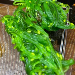 ยำสาหร่าย