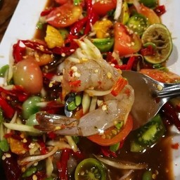 ตำกุ้งสะดิ้ง(กุ้งสด)