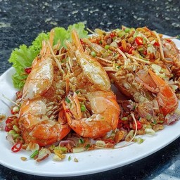 กุ้งแม่น้ำผัดพริกเกลือ ครึ่งกิโล