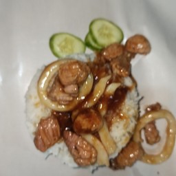 ทอดกระเทียมเป็นกับข้าว