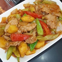 หมูผัดเปรี้ยวหวาน