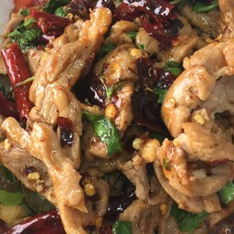 กะเพราเป็ดผัดพริกแห้ง