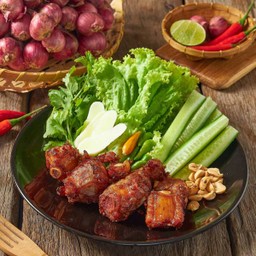 แหนมซี่โครงทอด