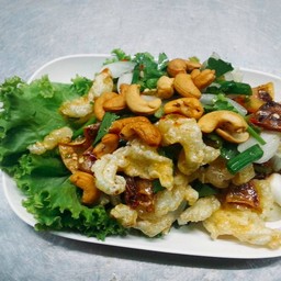 ยำสามกรอบ