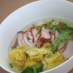 เกี๊ยวกุ้งหมูแดงน้ำ
