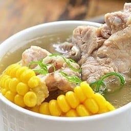 ซุปข้าวโพดซี่โครง