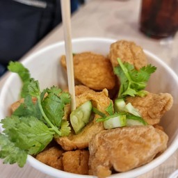 หมีกินชิ้น จรัญ 15