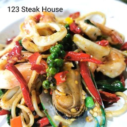 สปาเก็ตตี้ขี้เมาทะเล