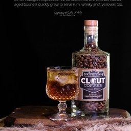 กาแฟพรีเมี่ยมดริปเย็น Clout Bourbon Barrel Aged Coffee ( Import From USA )
