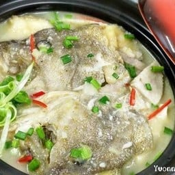 เต้าหู้อ่อนตุ๋นปลา